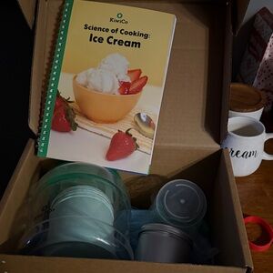 Kiwi co. Ice Cream Science Kit